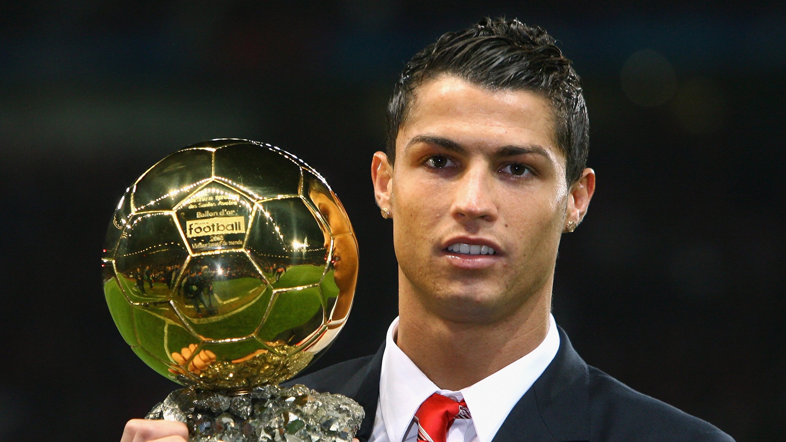 乐鱼体育平台-世界杯精彩瞬间:逆境中的绝地反击,世界杯经典逆袭