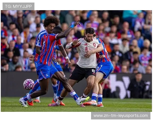 水晶宫右路快攻：成为英超战术的新标杆